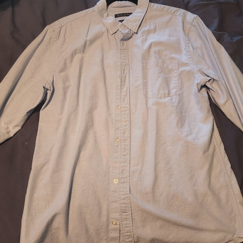 Banana republic button up shirt